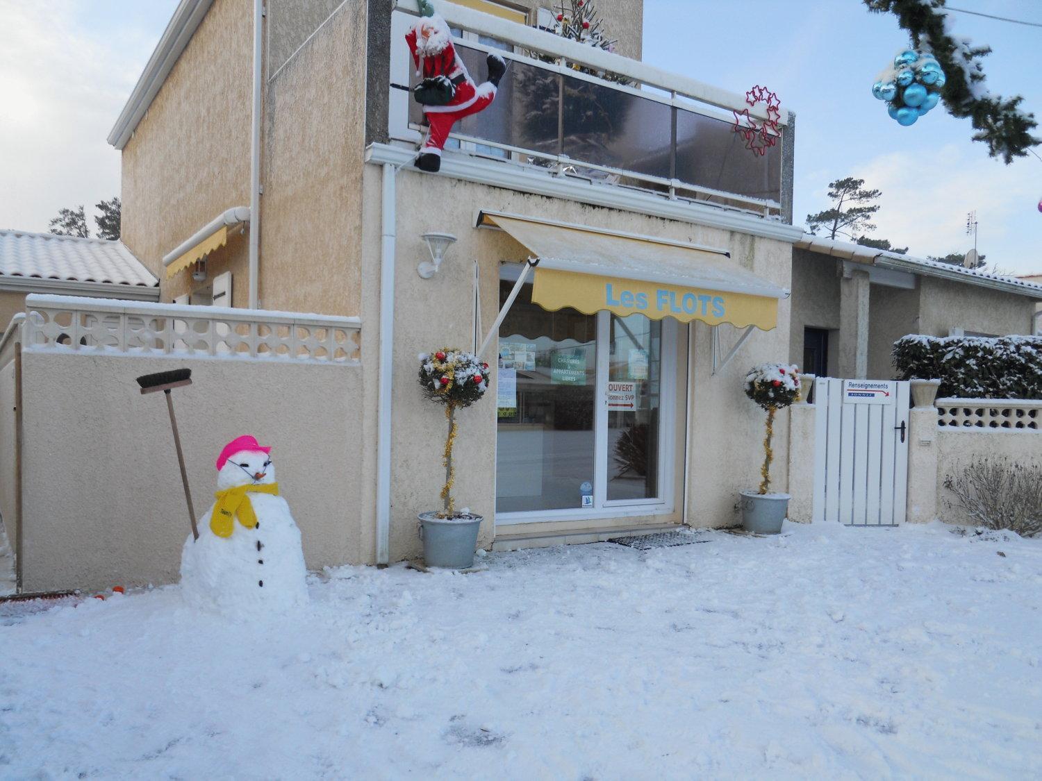 雷弗洛雷斯当斯酒店 滨海圣帕莱 外观 照片